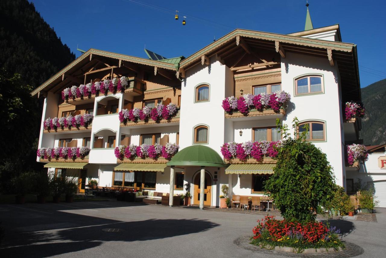 Hotel Garni Ferienhof Mayrhofen Exterior photo